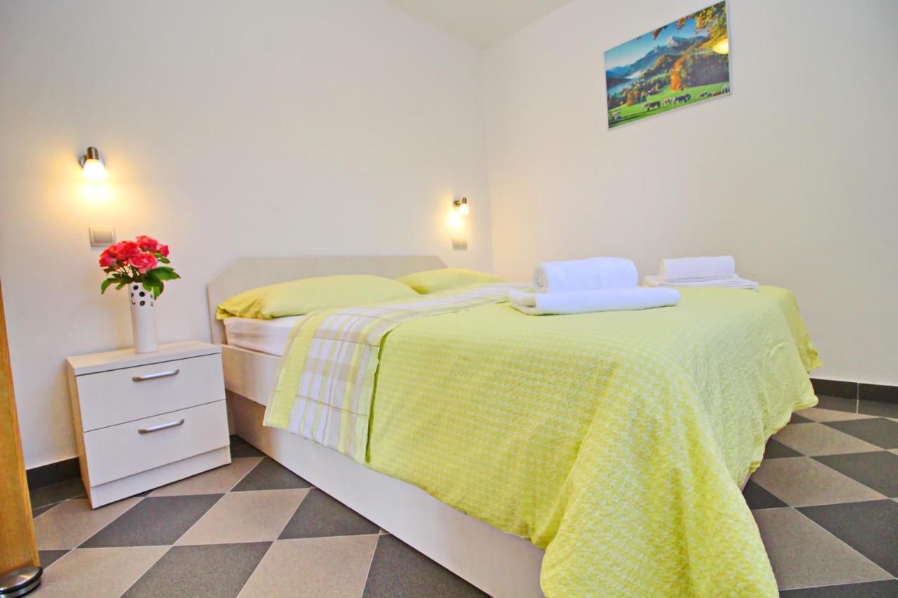 Apartments Gusti Drače Extérieur photo