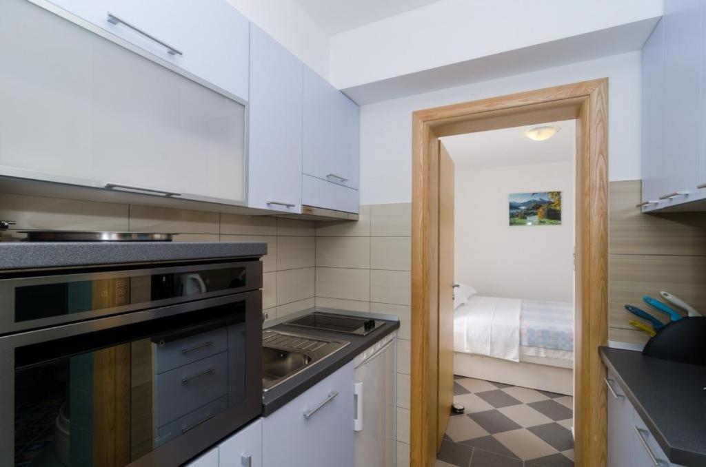 Apartments Gusti Drače Extérieur photo